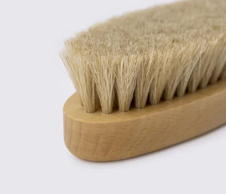 Щетка для обуви Saphir Polisher Brush, овальная, со светлой щетиной (2640021)