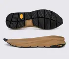 AUGUST (893CS), цв. карамель с чёрным (DD) подошва Vibram