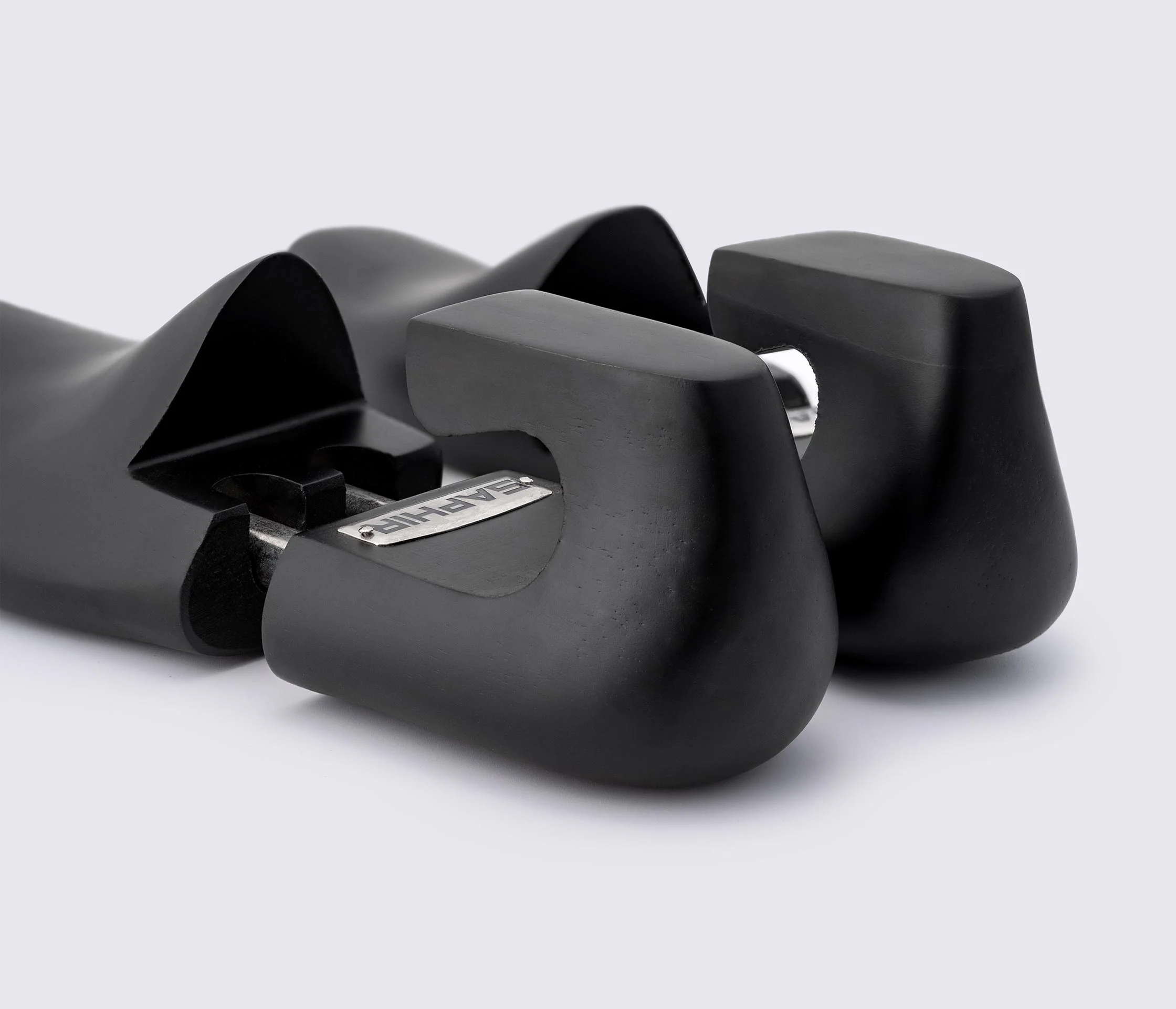 Формодержатель для обуви Saphir Black Edition Mat из натурального дерева (2816)