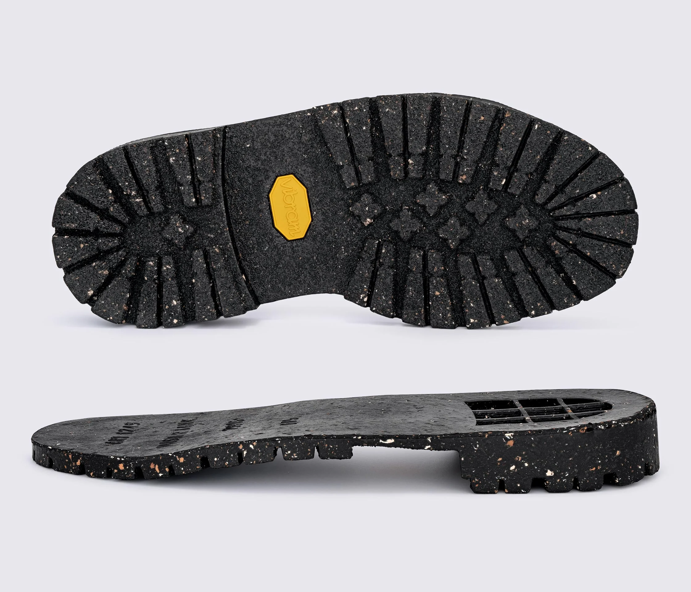 MISTER TANK (1249), р. 075 кол.чорний підошва Vibram (25335а