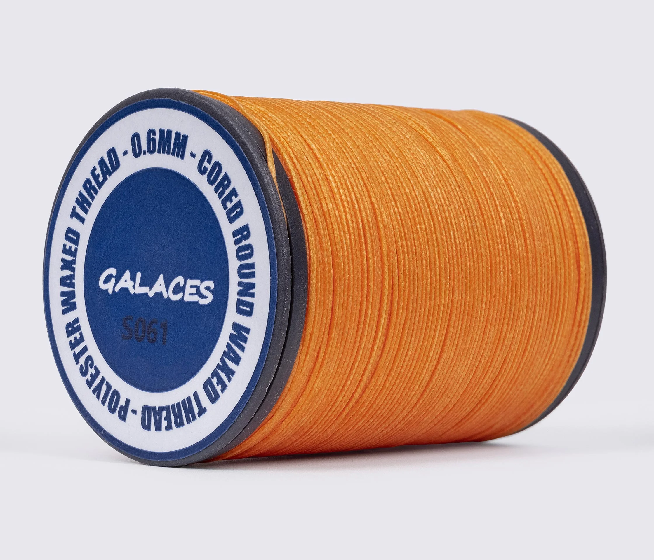 Galaces 0.60 мм нитка кругла плетена з 8 ниток вощенна по шкірі 110м.