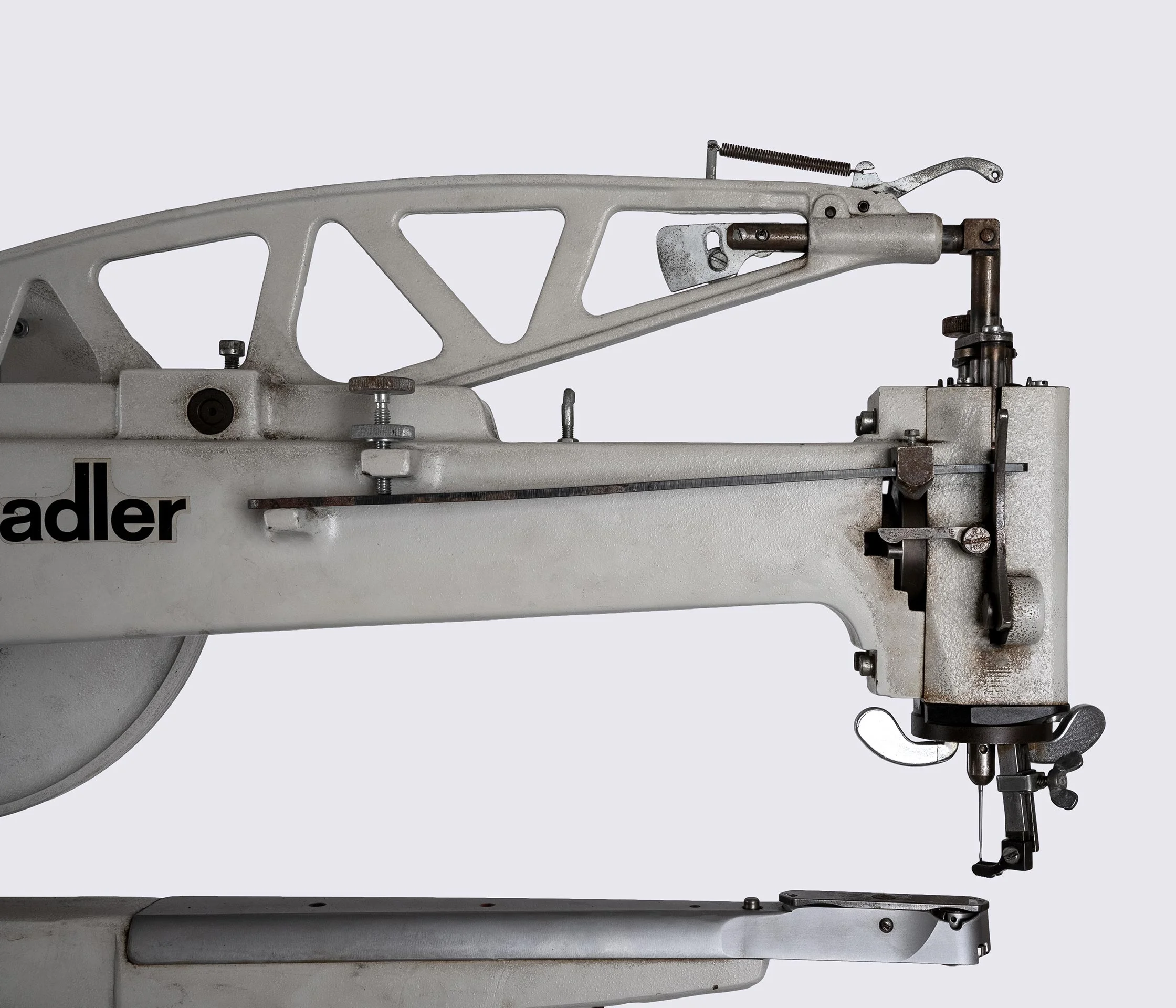 Машинка швейная Adler для ремонта обуви (67151) – Handymarket.com.ua