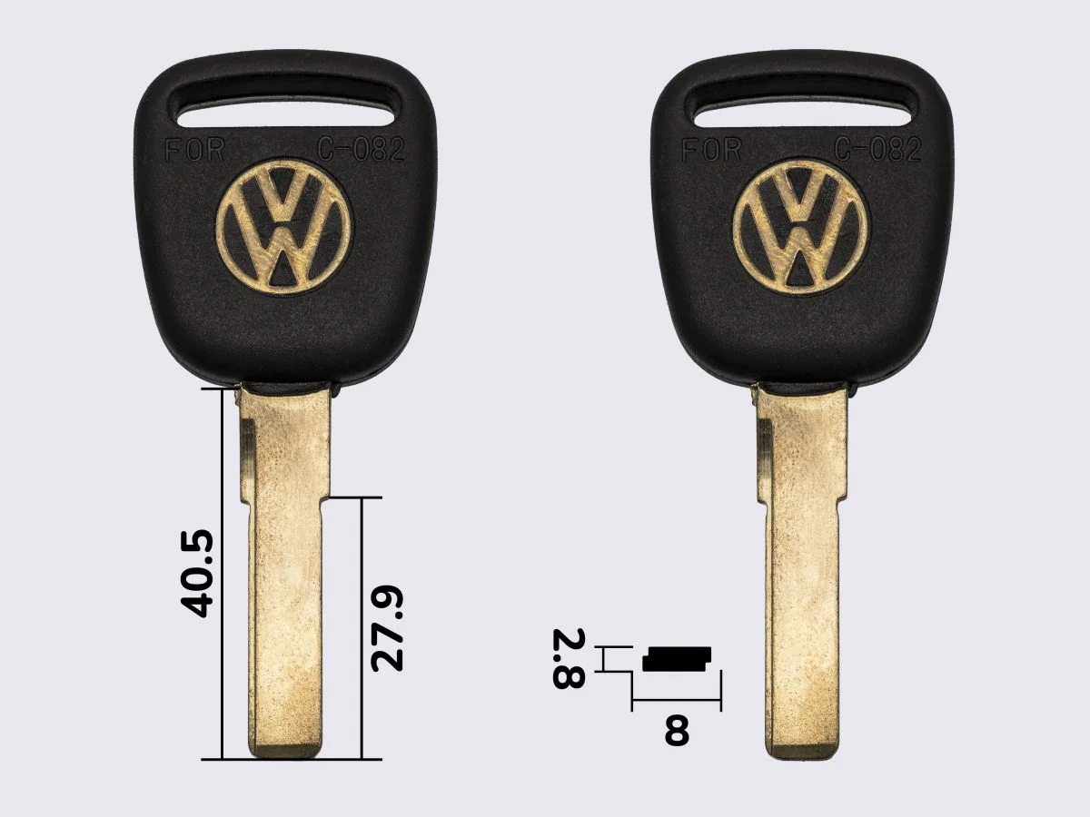 VOLKSWAGEN C-082 (лого золото) заготовка ключа