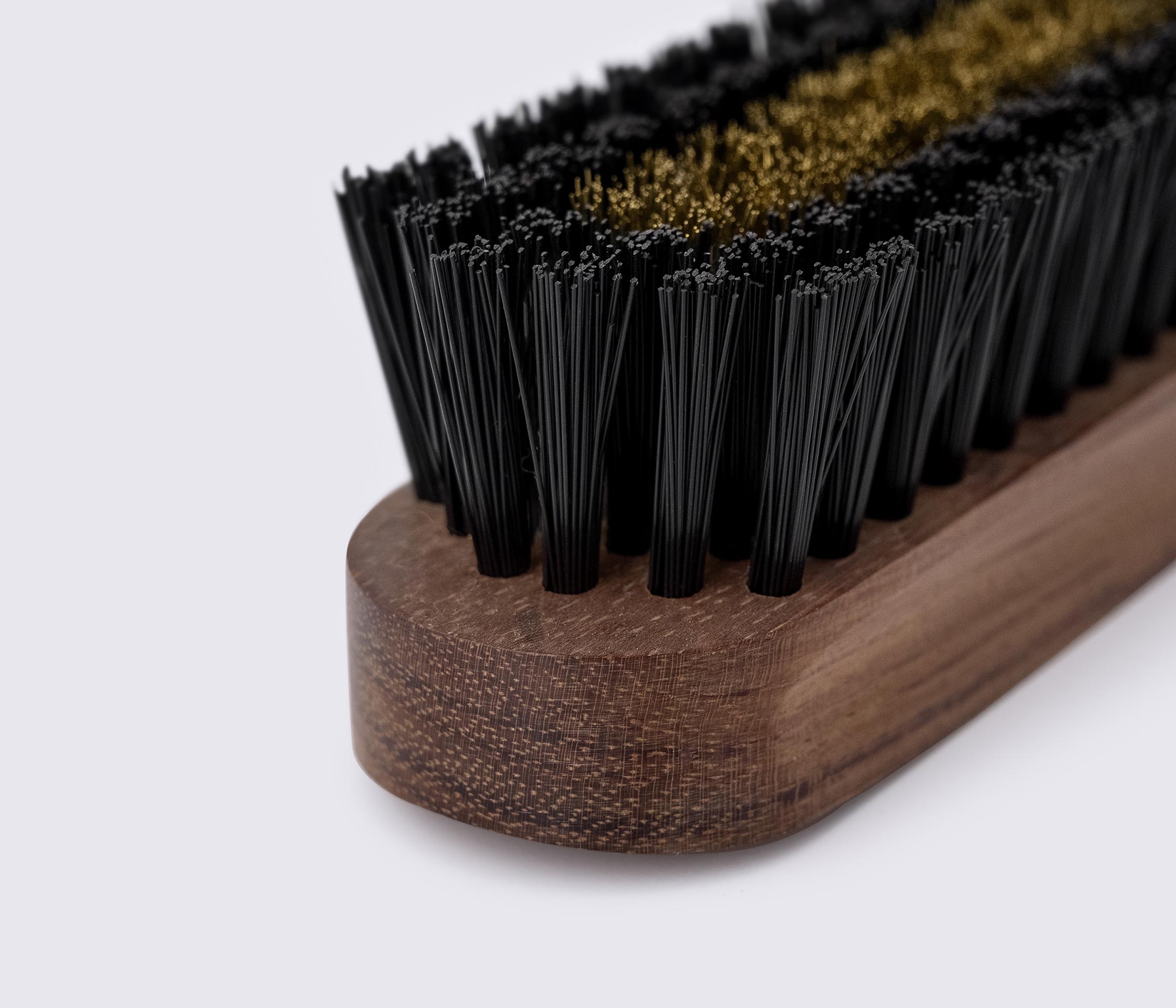 Щітка для замші та нубука Saphir Medaille d'or Polishing Brush